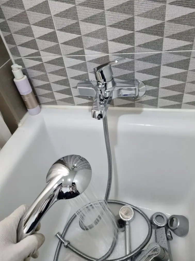 욕조 샤워기 교환 8